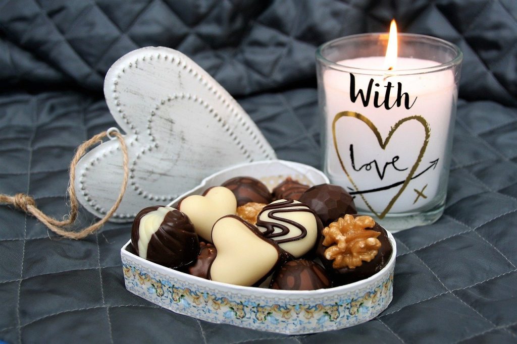 Chocolate en polvo, con leche, blanco y negro