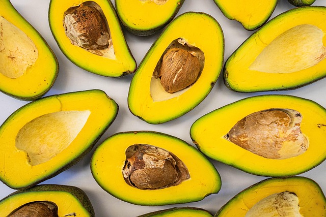 vitaminas, minerales y ácidos grasos del aguacate