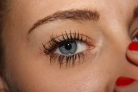 Cómo cuidar el contorno de ojos con remedios caseros