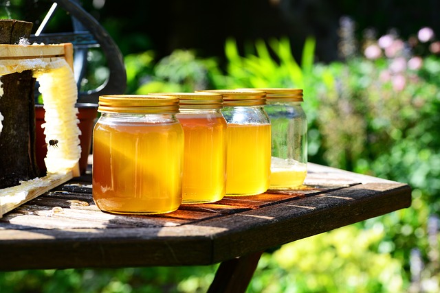 beneficios contraindicadiones de la miel de romero