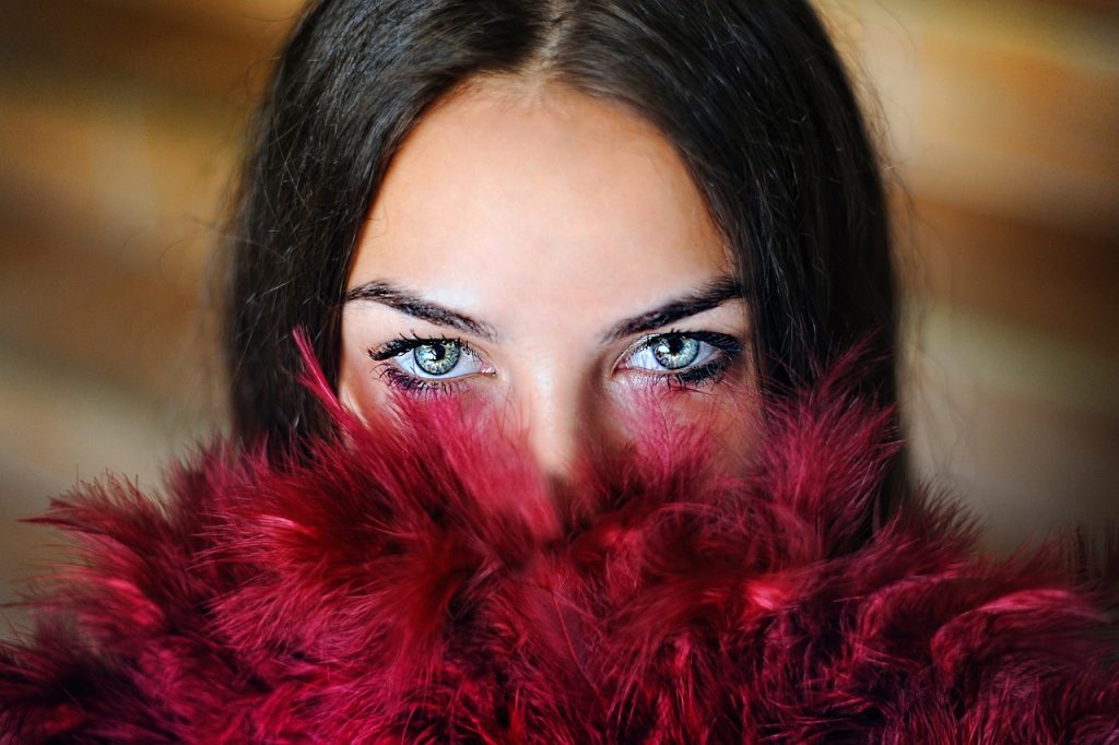 Cómo prevenir y mejorar la bolsa de los ojos