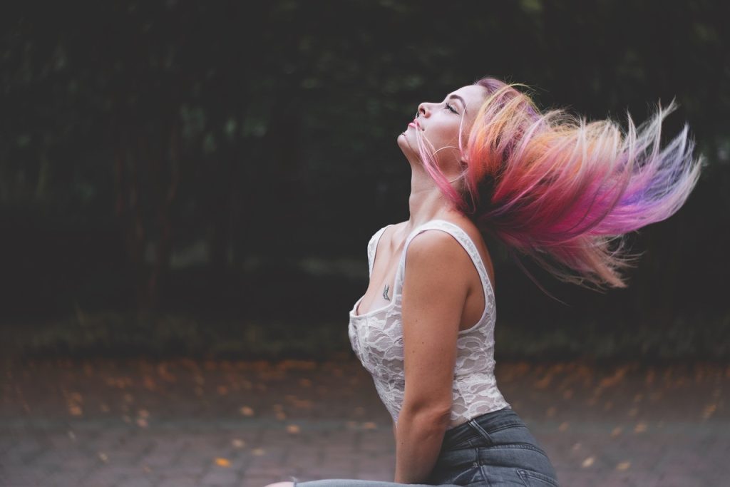 Los mejores alimentos y vitaminas para cuidar el cabello