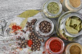 Siete especias antiinflamatorias que no pueden faltar en tu dieta