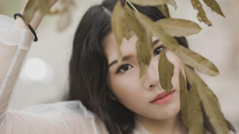 Beneficios cosméticos del aceite esencial de laurel para la piel