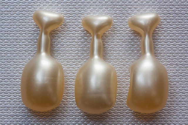 Vegetable oils for eye contour wrinkles o aceites vegetales para las arrugas del contorno de ojos