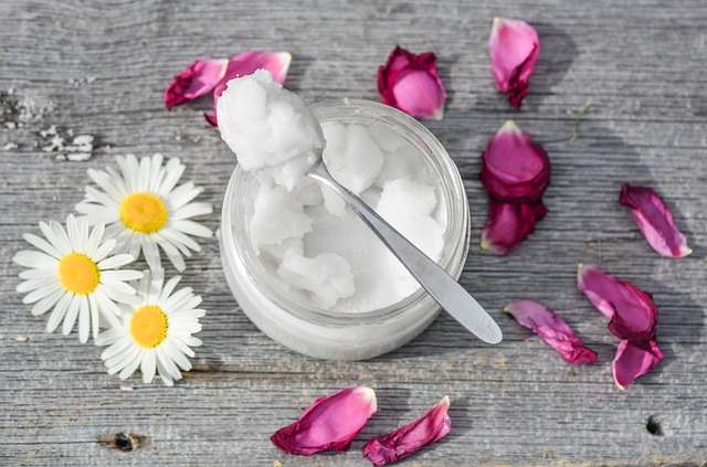 aceite de coco fraccionado vs aceite de coco virgen para el cabello